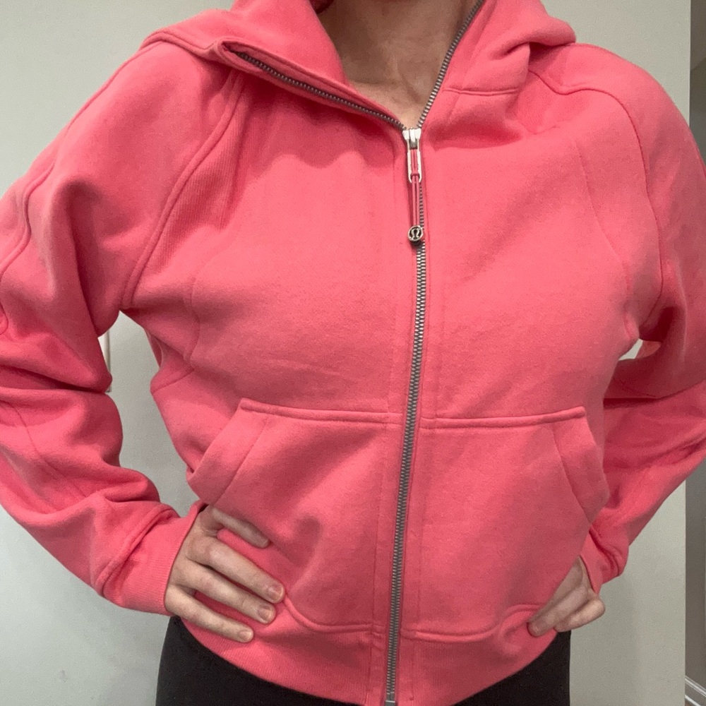 Lululemon Scuba
